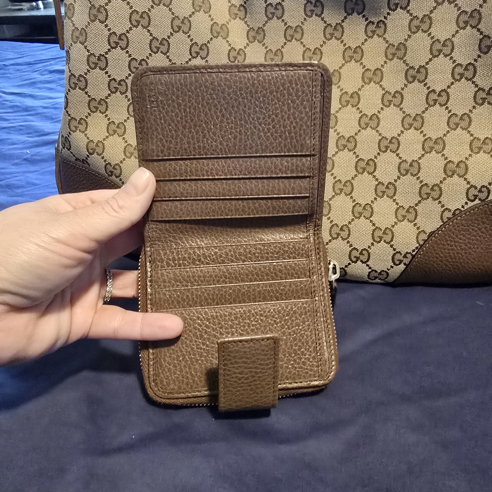 Gucci Beige and Brown Shoulder Bag - Picture 5 of 6